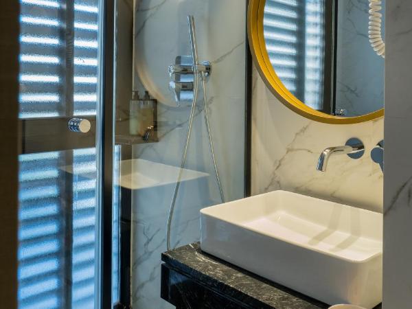 Hotel Mirador de Chamartín : photo 4 de la chambre chambre double deluxe