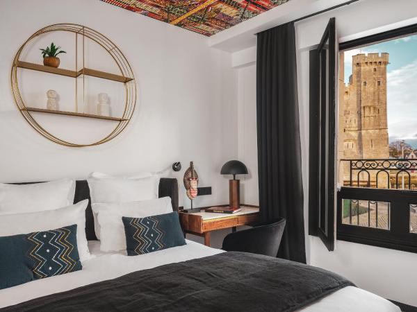 Maisons du Monde Hôtel & Suites - La Rochelle Vieux Port : photo 4 de la chambre chambre deluxe vieux port