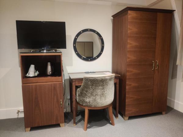 Blue Bells Hotel : photo 7 de la chambre chambre familiale