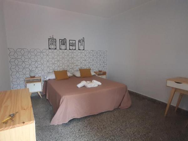 Sabatico Travelers Hostel & Guesthouse : photo 2 de la chambre chambre double avec toilettes communes