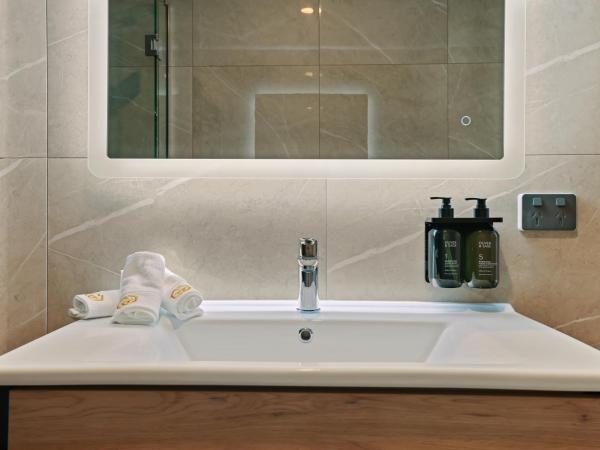 Golden Hotel : photo 4 de la chambre chambre lit king-size deluxe