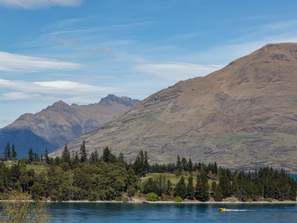 Ramada Queenstown Central : photo 2 de la chambre studio - vue sur lac