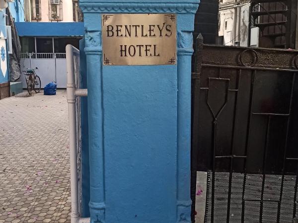 Bentleys Hotel : photo 4 de la chambre chambre familiale