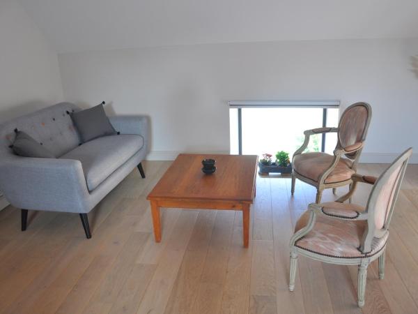 La Ferme de Vrilly : photo 9 de la chambre chambre double deluxe (2 adultes + 1 enfant)