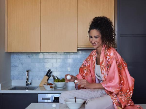 Adagio Jumeirah Village Triangle : photo 1 de la chambre studio lit queen-size de luxe