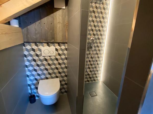 Les Mazots des Fées : photo 4 de la chambre chambre double - vue sur montagne