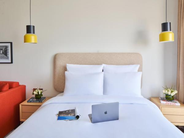 Adagio Jumeirah Village Triangle : photo 4 de la chambre studio lit queen-size de luxe