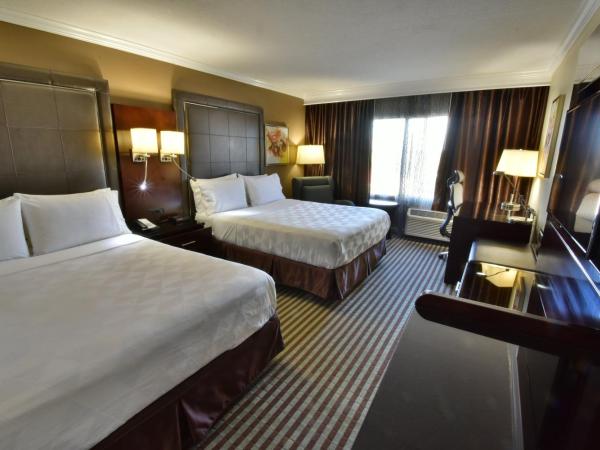Holiday Inn Orlando East-UCF Area, an IHG Hotel : photo 7 de la chambre chambre avec 2 grands lits queen-size 