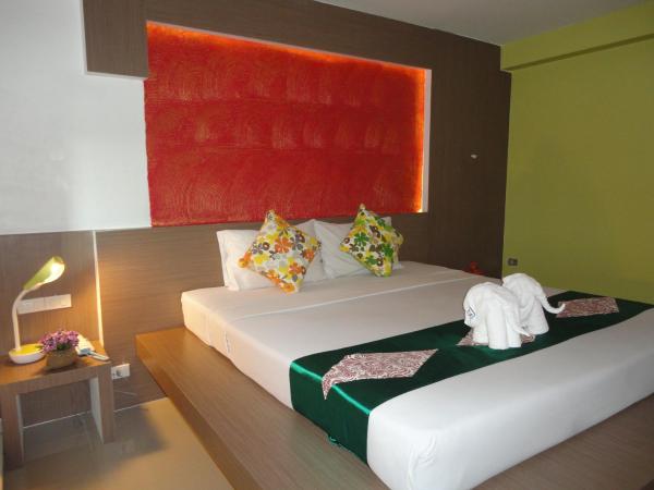 La Moon At Phuket - SHA Extra Plus : photo 7 de la chambre chambre deluxe double ou lits jumeaux