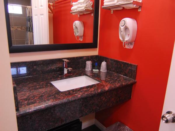 Studio City Inn - Near Universal Studios Hollywood : photo 2 de la chambre chambre lit queen-size de luxe - non-fumeurs