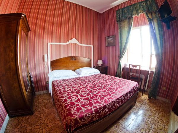 Hotel Villa Maria : photo 4 de la chambre chambre double