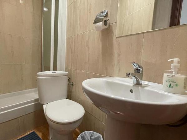 Pensión Fortea : photo 7 de la chambre chambre lits jumeaux