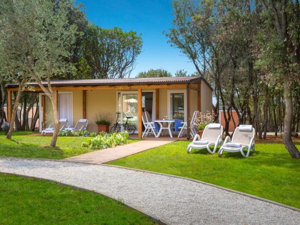 Maistra Camping Polari Mobile homes : photo 1 de la chambre mobile home 2 chambres standard