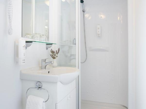 Maistra Camping Polari Mobile homes : photo 10 de la chambre mobile home 2 chambres standard