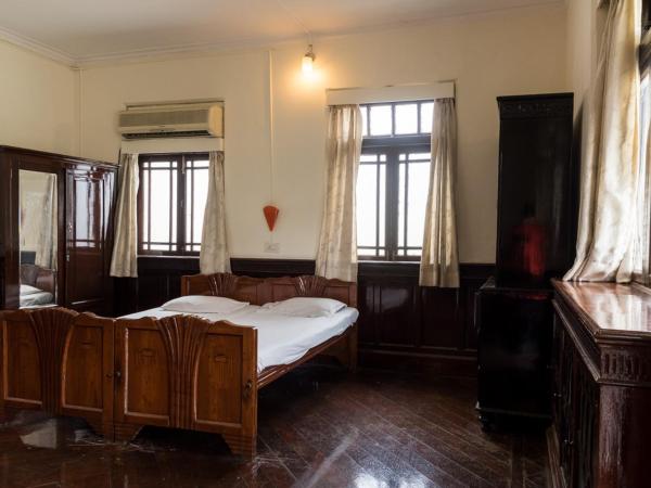 Bentleys Hotel : photo 3 de la chambre chambre double ou lits jumeaux avec salle de bains privative externe