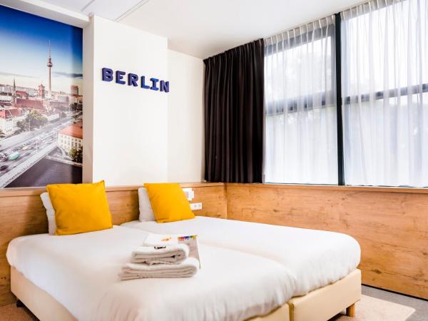 Citiez Hotel Amsterdam : photo 9 de la chambre chambre lits jumeaux (parking gratuit inclus)