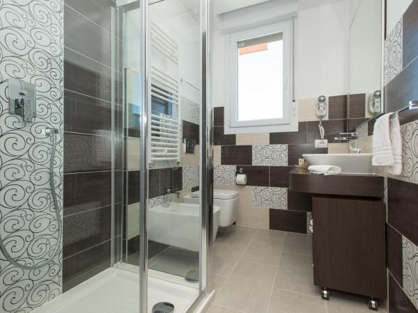 Hotel Sheila : photo 4 de la chambre suite junior