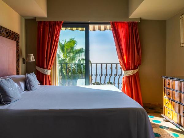 Hotel Villa Carlotta : photo 4 de la chambre chambre double ou lits jumeaux deluxe - vue sur mer