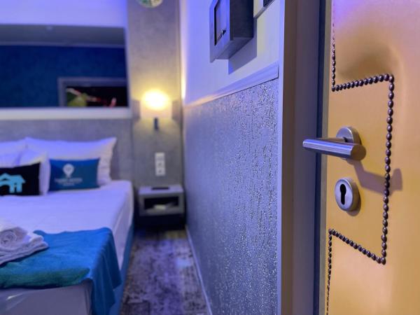 Smart Hotel Budapest & Apartments : photo 2 de la chambre chambre double