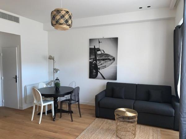 Luxe Parisien - Petit Varenne : photo 8 de la chambre appartement deluxe