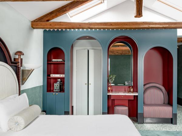 Il Palazzo Experimental : photo 4 de la chambre suite junior - vue sur canal