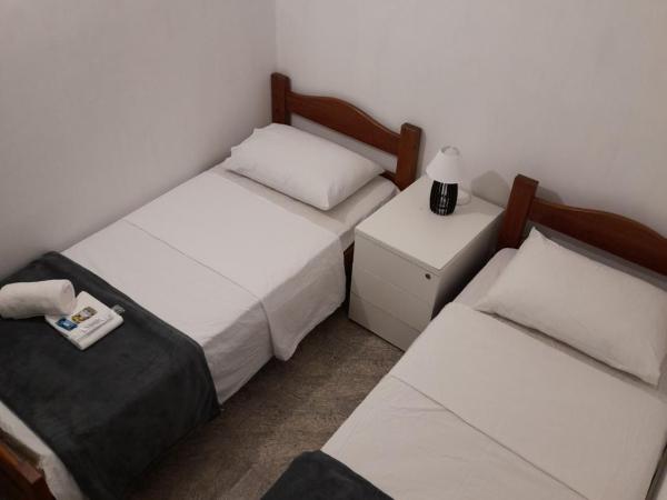 LÍAH Hostel & Suites : photo 4 de la chambre chambre lits jumeaux Économique