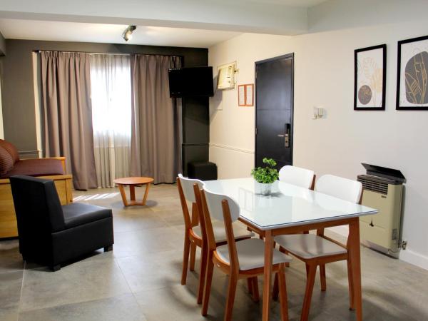 Soltigua Apart Hotel Mendoza : photo 8 de la chambre appartement 1 chambre (4 adultes)