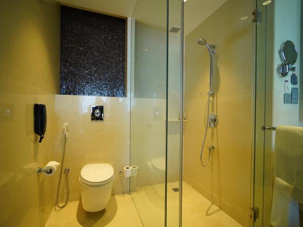 Crowne Plaza Kochi, an IHG Hotel : photo 1 de la chambre suite présidentielle - non-fumeurs