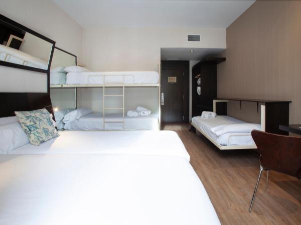 Petit Palace Ruzafa : photo 1 de la chambre chambre quintuple (5 adultes)