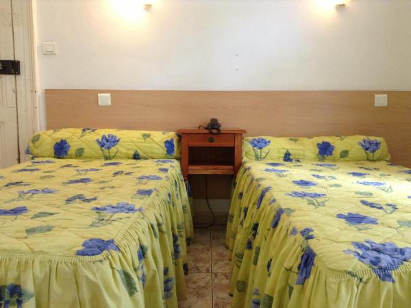 Hotel Acapulco : photo 3 de la chambre chambre lits jumeaux