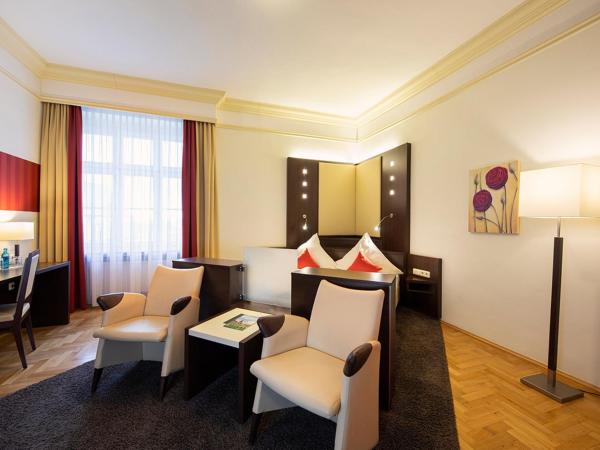 ACHAT Sternhotel Bonn : photo 1 de la chambre suite junior