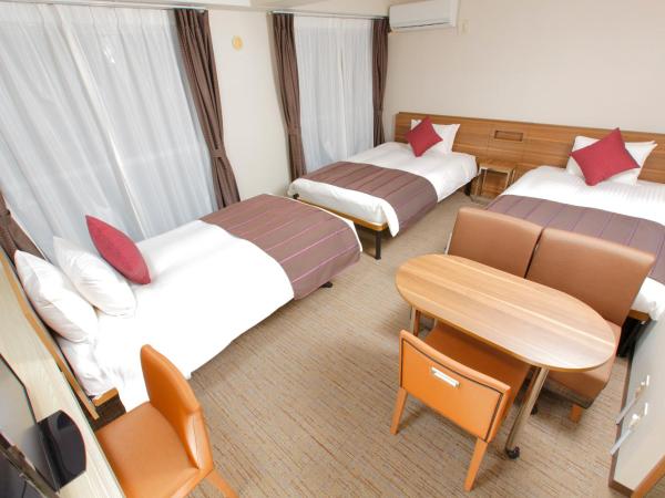 HOTEL MYSTAYS Ueno Iriyaguchi : photo 4 de la chambre deluxe triple room - non-smoking - house keeping is optional with additional cost