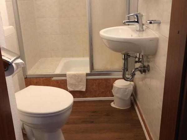 Hotel Galleria : photo 6 de la chambre chambre triple