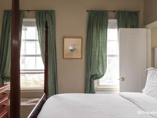 Incentra Village Hotel : photo 9 de la chambre studio maine avec grand lit et kitchenette