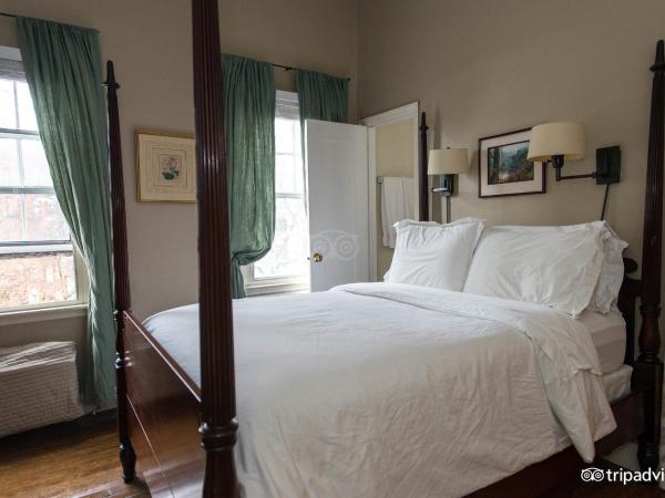 Incentra Village Hotel : photo 1 de la chambre studio maine avec grand lit et kitchenette