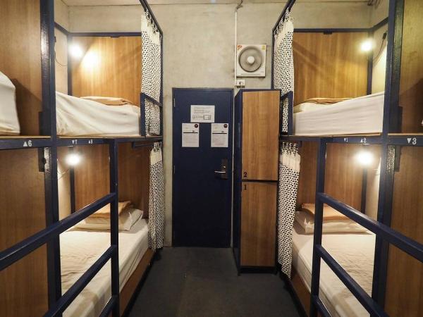 Hoft Hostel Bangkok : photo 1 de la chambre lit dans dortoir mixte de 8 lits