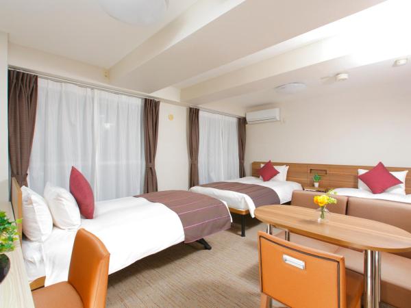 HOTEL MYSTAYS Ueno Iriyaguchi : photo 3 de la chambre deluxe triple room - non-smoking - house keeping is optional with additional cost