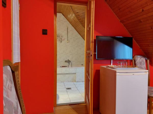 Napfény villa : photo 4 de la chambre chambre double – vue sur lac