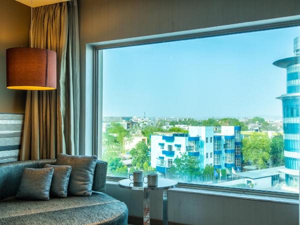 Holiday Inn Jaipur City Centre, an IHG Hotel : photo 10 de la chambre chambre king standard avec vue sur ville