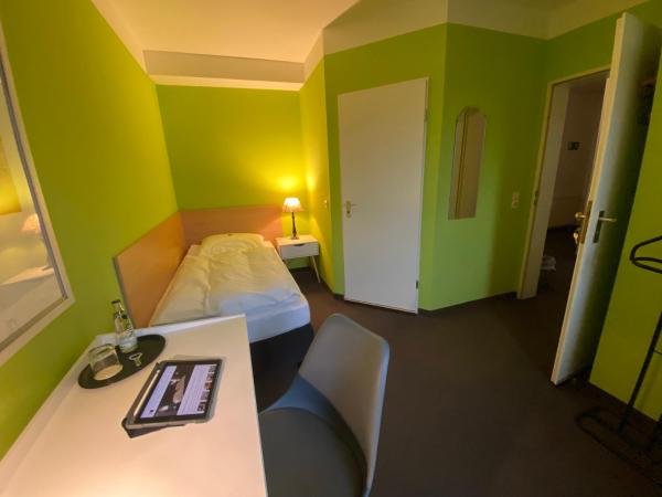 Hotel Kaiserswerth : photo 5 de la chambre chambre simple