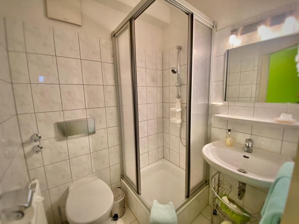 Hotel Kaiserswerth : photo 8 de la chambre chambre simple