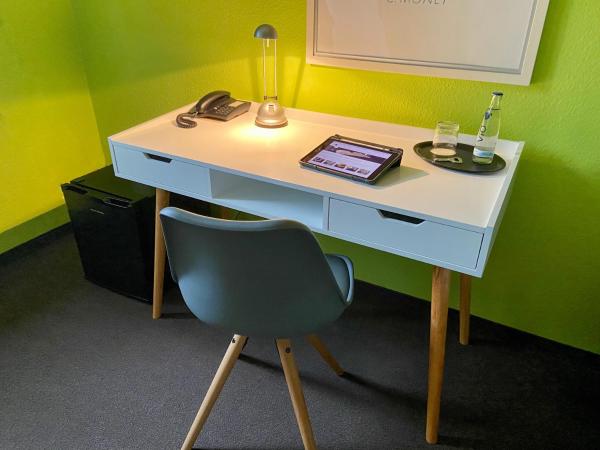 Hotel Kaiserswerth : photo 3 de la chambre chambre simple