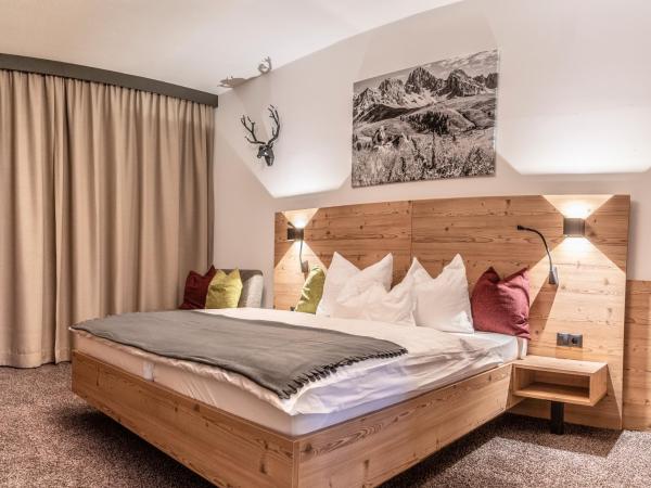 Sweet Cherry - Boutique & Guesthouse Tyrol : photo 4 de la chambre chambre double avec terrasse