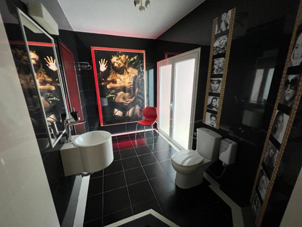 Xcite Hotel Salem : photo 8 de la chambre suite lit king-size - vue sur mer