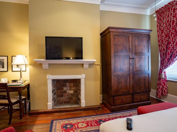 The Marshall House, Historic Inns of Savannah Collection : photo 5 de la chambre chambre lit king-size supérieure