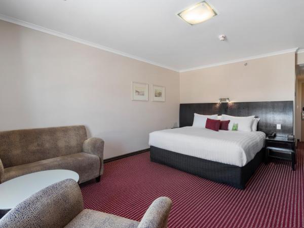 Hotel Grand Chancellor Launceston : photo 2 de la chambre chambre lit king-size supérieure