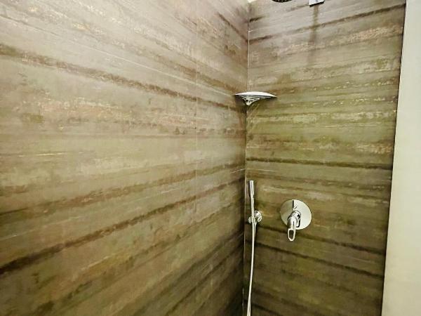 Palazzo del Poeta - Dimora Contemporanea : photo 10 de la chambre chambre double deluxe avec baignoire