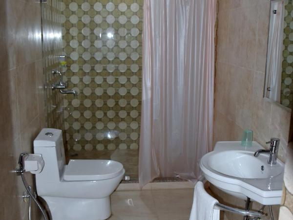 Hotel The Omaira : photo 9 de la chambre chambre lit king-size supérieure