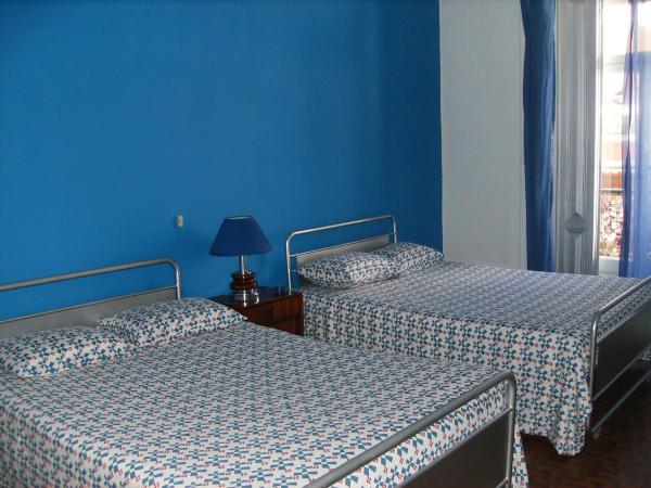 Dias e Dominguez : photo 1 de la chambre chambre quadruple