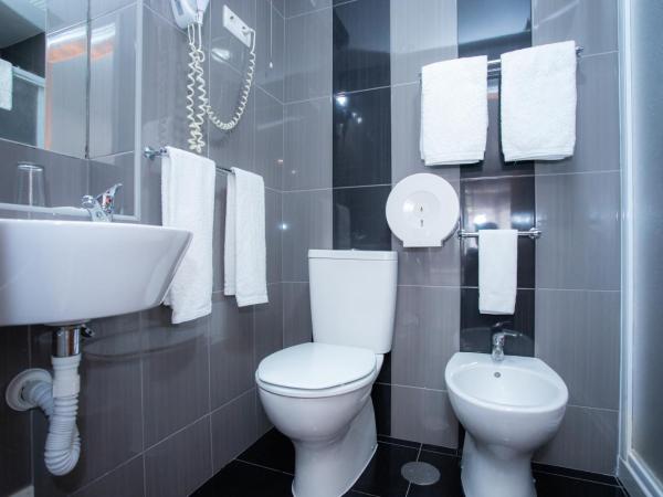 Hotel Domus : photo 3 de la chambre chambre familiale (3 adultes)